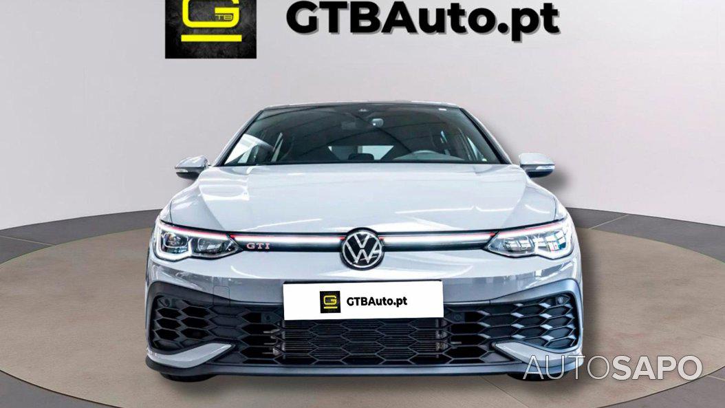 Volkswagen Golf de 2024