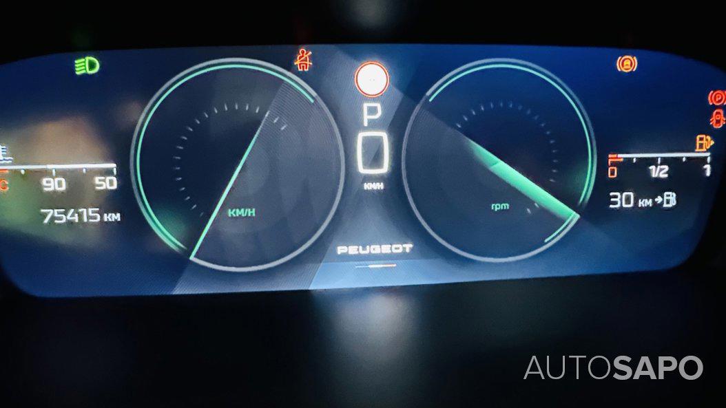Peugeot 308 1.2 PureTech Allure Pack EAT8 de 2022