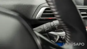 Peugeot 3008 1.5 BlueHDi Active de 2020