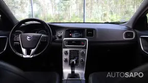 Volvo V60 Cross Country 2.0 D3 Plus de 2018