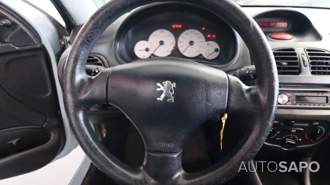 Peugeot 206 1.4 HDi ColorLine de 2003