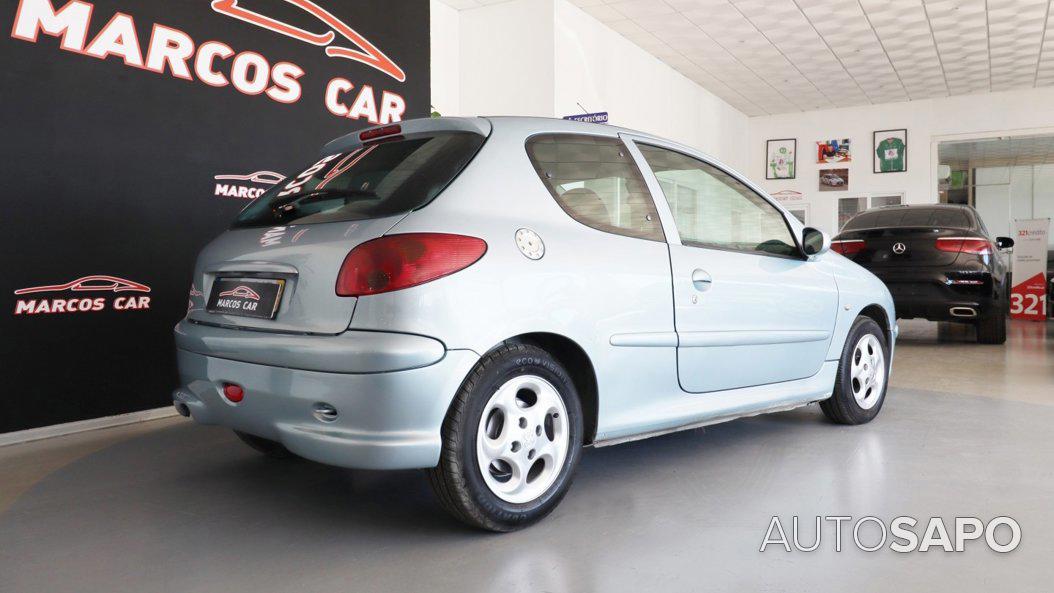 Peugeot 206 1.4 HDi ColorLine de 2003