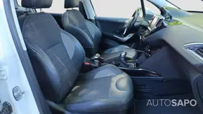 Peugeot 2008 1.2 PureTech Allure de 2018