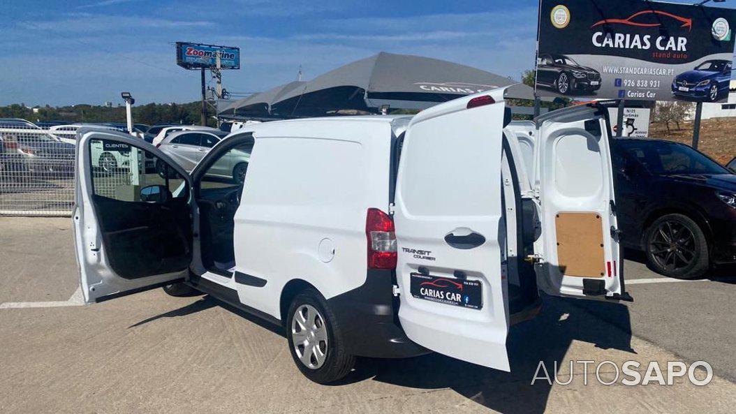 Ford Transit Courier de 2018