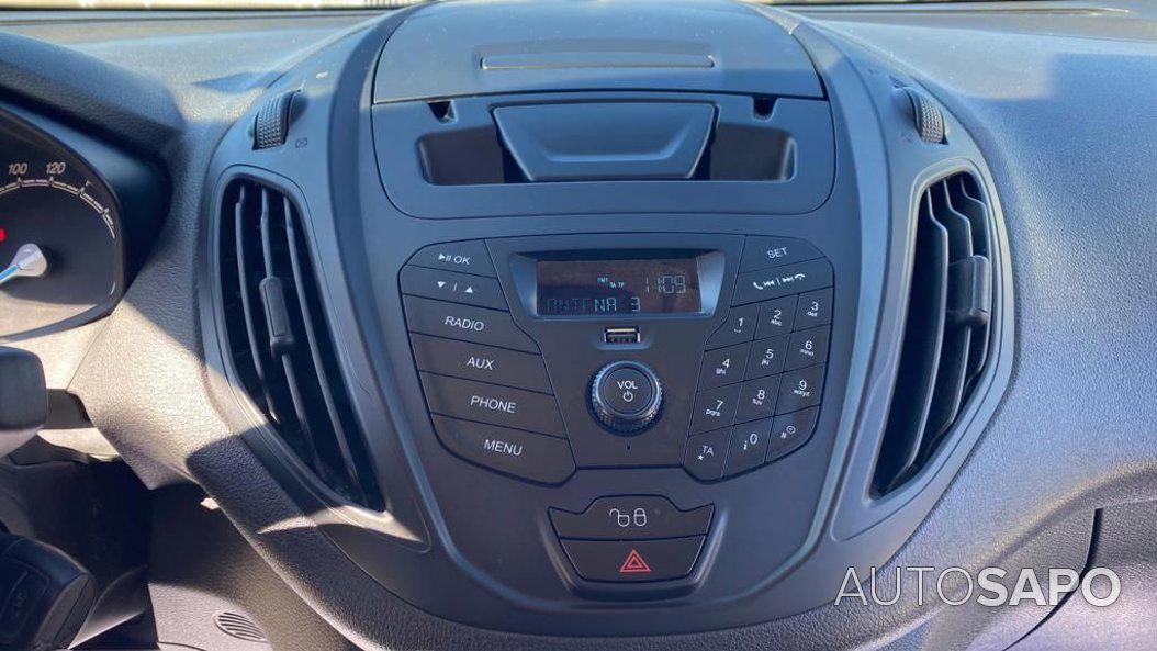 Ford Transit Courier de 2018