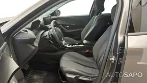 Peugeot 2008 1.2 PureTech Allure EAT8 de 2022
