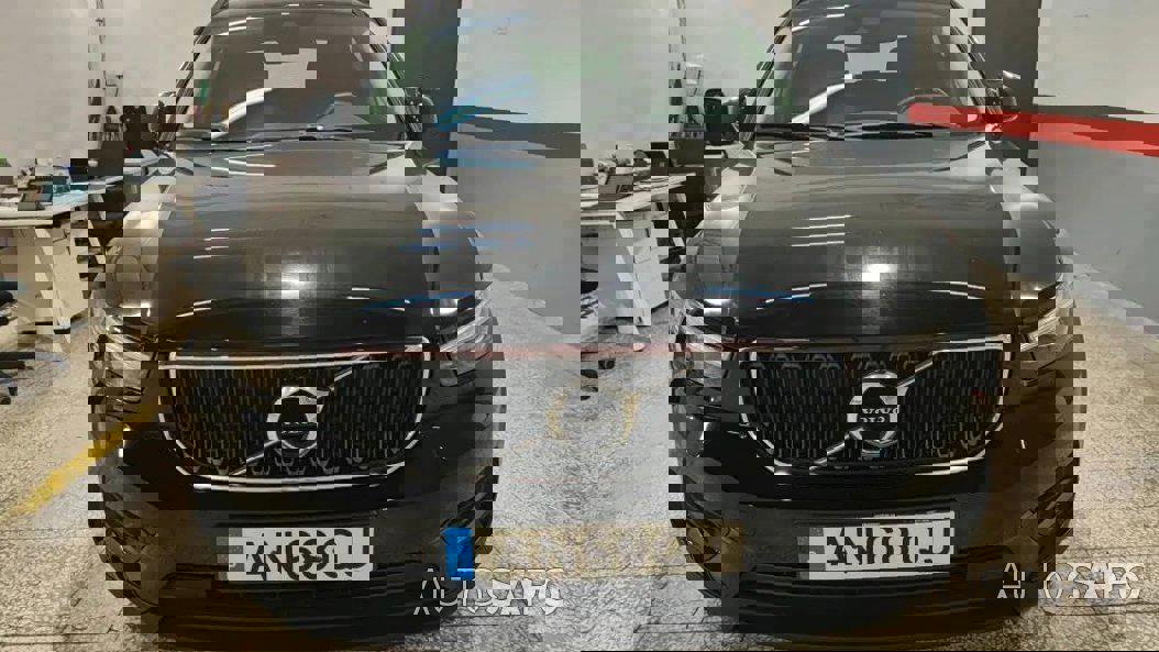 Volvo XC40 1.5 T2 Momentum Core de 2022