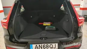 Volvo XC40 1.5 T2 Momentum Core de 2022