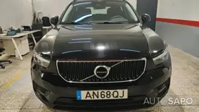 Volvo XC40 1.5 T2 Momentum Core de 2022