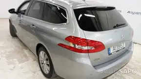 Peugeot 308 1.2 PureTech Allure de 2021