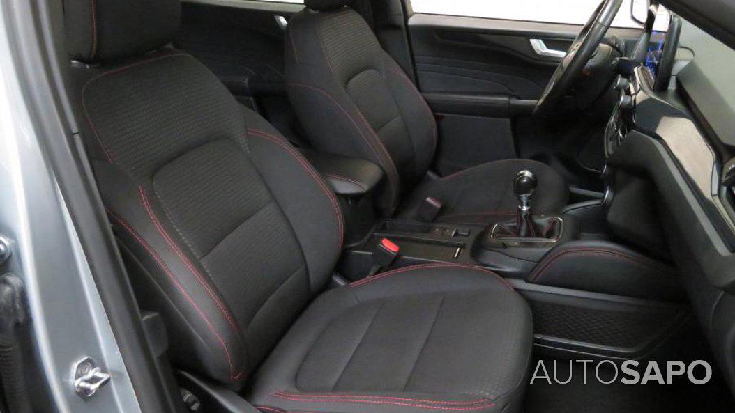 Ford Kuga 1.5 EcoBoost ST-Line de 2022