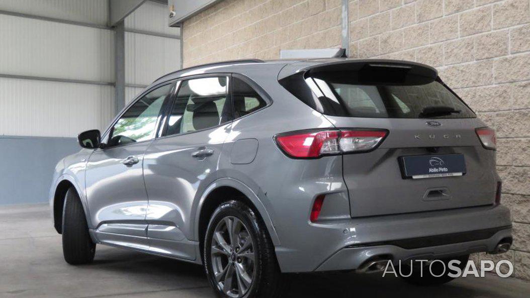 Ford Kuga 1.5 EcoBoost ST-Line de 2022