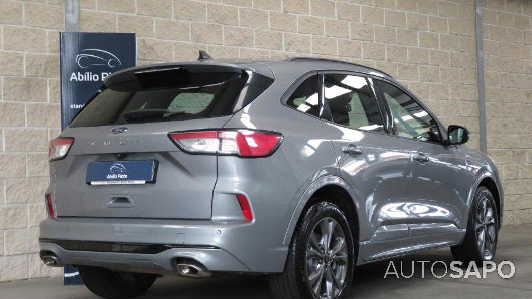 Ford Kuga 1.5 EcoBoost ST-Line de 2022