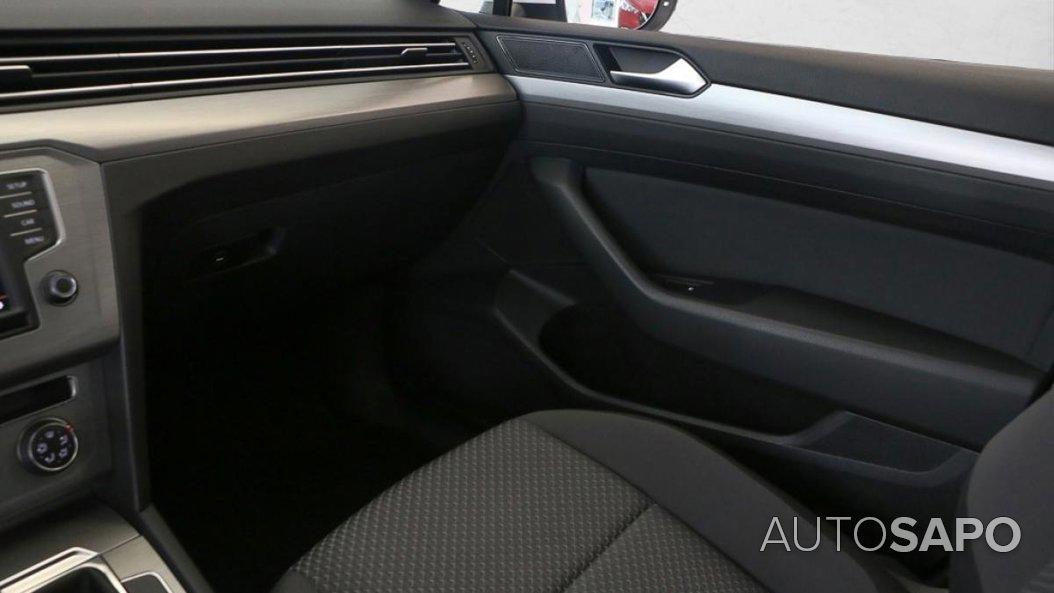 Volkswagen Passat V. 1.6 TDi Trendline de 2015