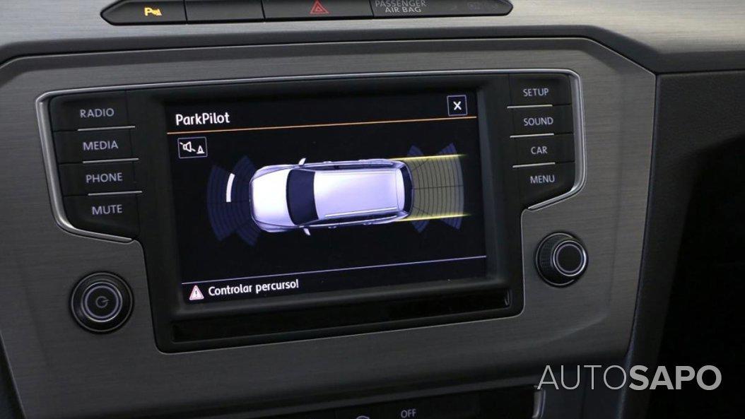 Volkswagen Passat V. 1.6 TDi Trendline de 2015