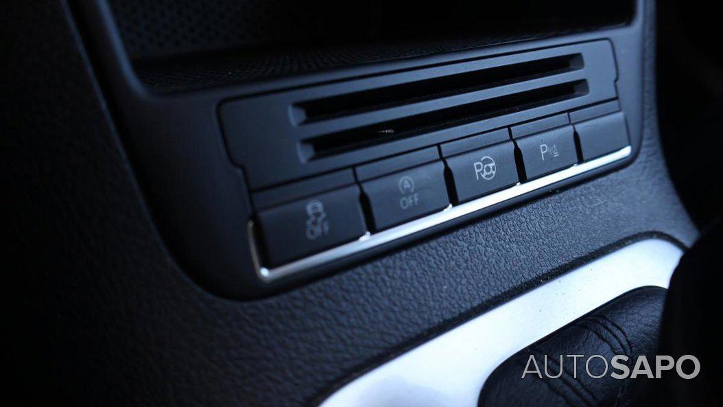 Volkswagen Tiguan 2.0 TDi Sport BlueMotion 4Motion DSG de 2013