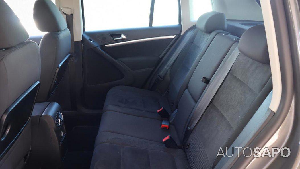 Volkswagen Tiguan 2.0 TDi Sport BlueMotion 4Motion DSG de 2013