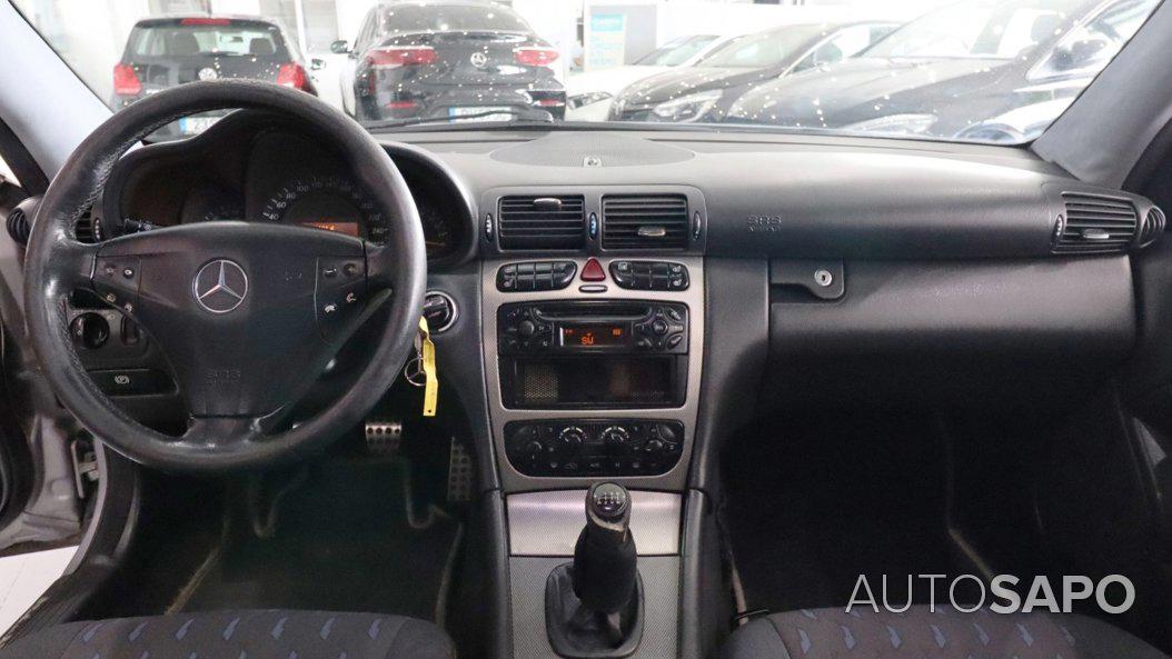 Mercedes-Benz Classe C de 2003
