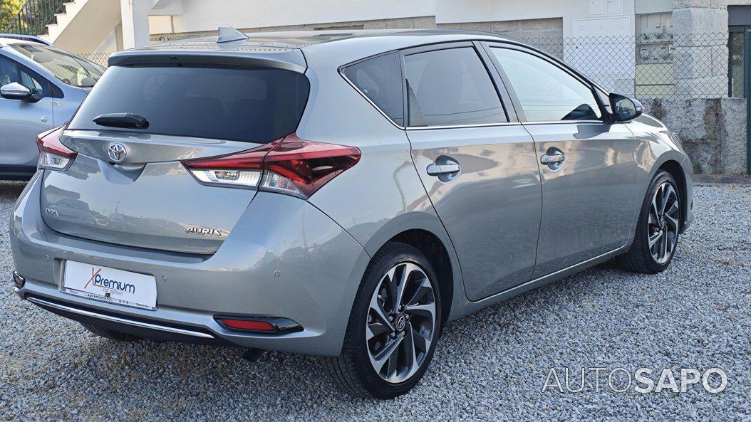 Toyota Auris 1.4 D-4D Exclusive de 2015