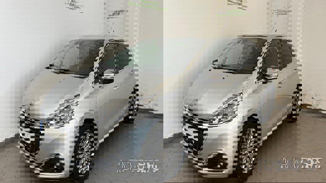Peugeot 208 1.2 PureTech Allure de 2018
