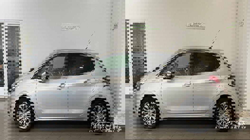 Peugeot 208 1.2 PureTech Allure de 2018