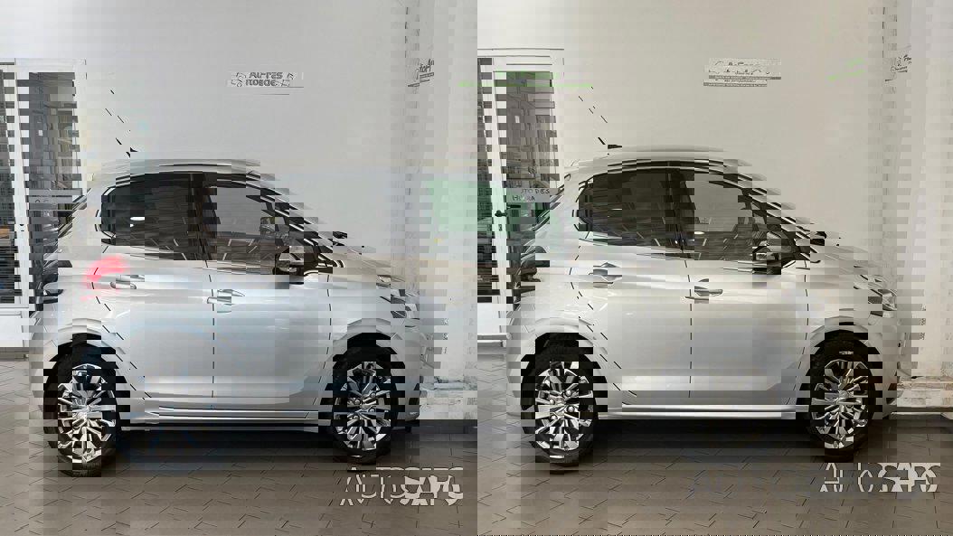 Peugeot 208 1.2 PureTech Allure de 2018
