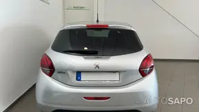 Peugeot 208 1.2 PureTech Allure de 2018