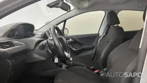 Peugeot 208 1.2 PureTech Allure de 2018