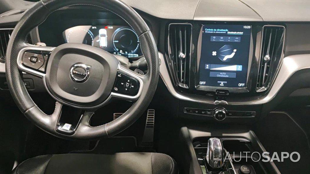 Volvo XC60 2.0 T8 PHEV R-Design AWD de 2018