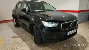 Volvo XC40 1.5 T2 Momentum Core de 2021