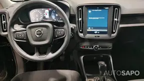 Volvo XC40 1.5 T2 Momentum Core de 2021