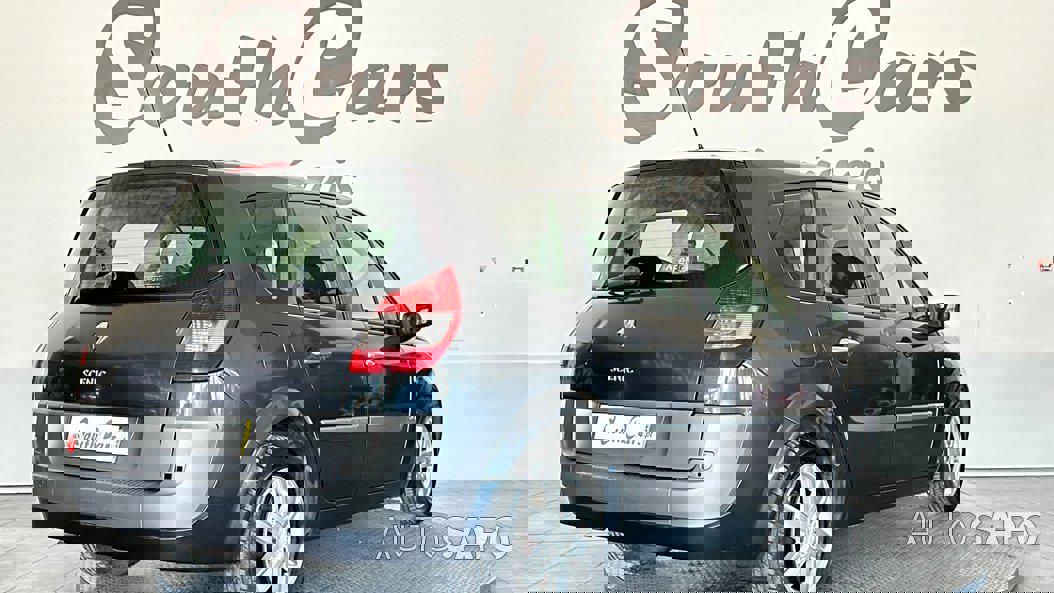 Renault Grand Scénic 1.5 dCi C. Authenti. de 2005