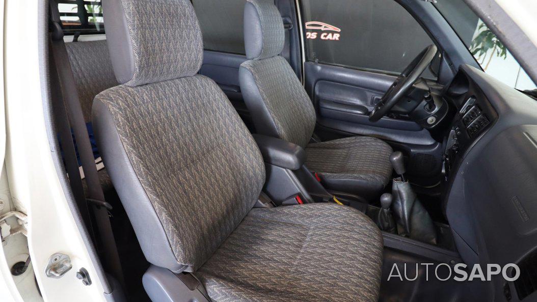 Toyota Hilux 2.5 D-4D CE AC de 2003