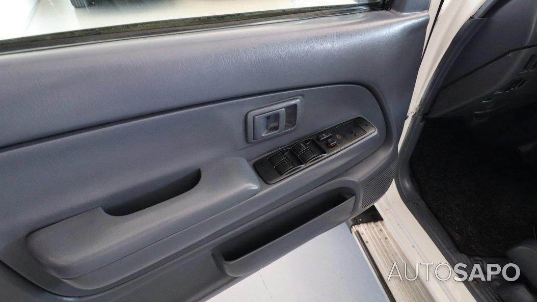Toyota Hilux 2.5 D-4D CE AC de 2003