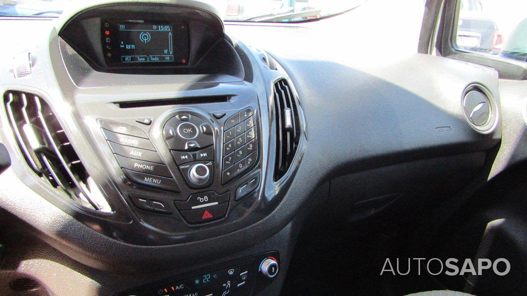 Ford Tourneo Courier 1.0 EcoBoost Titanium de 2017