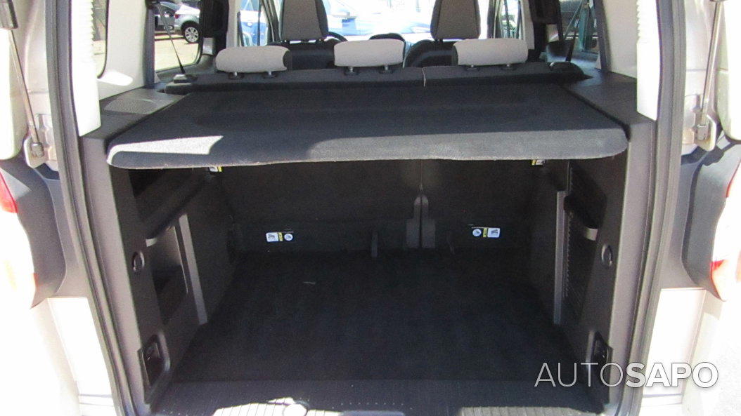 Ford Tourneo Courier 1.0 EcoBoost Titanium de 2017