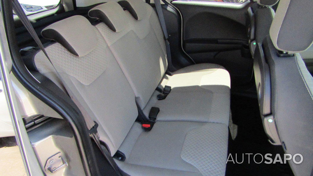 Ford Tourneo Courier 1.0 EcoBoost Titanium de 2017