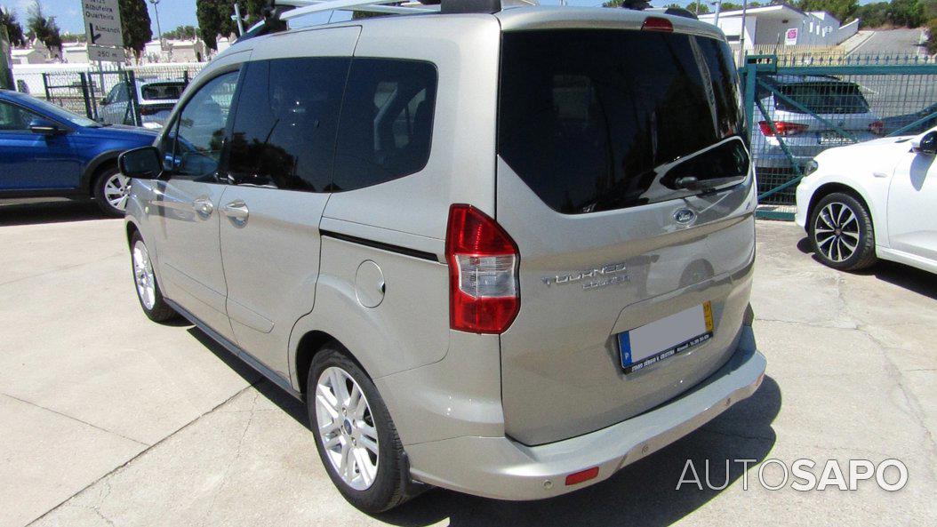 Ford Tourneo Courier 1.0 EcoBoost Titanium de 2017