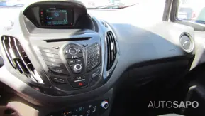 Ford Tourneo Courier 1.0 EcoBoost Titanium de 2017