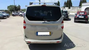 Ford Tourneo Courier 1.0 EcoBoost Titanium de 2017