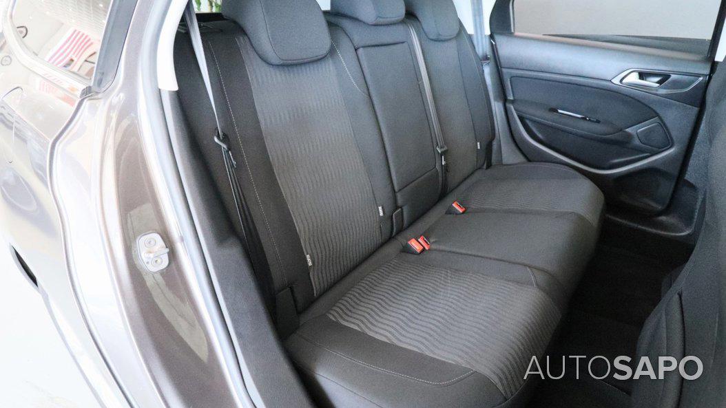 Peugeot 308 de 2014