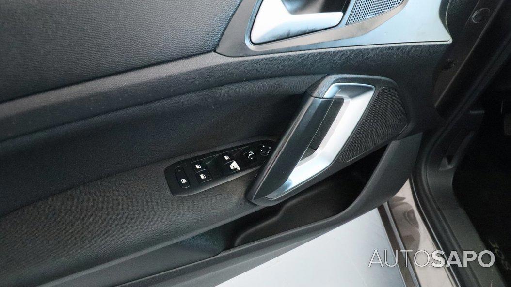Peugeot 308 de 2014