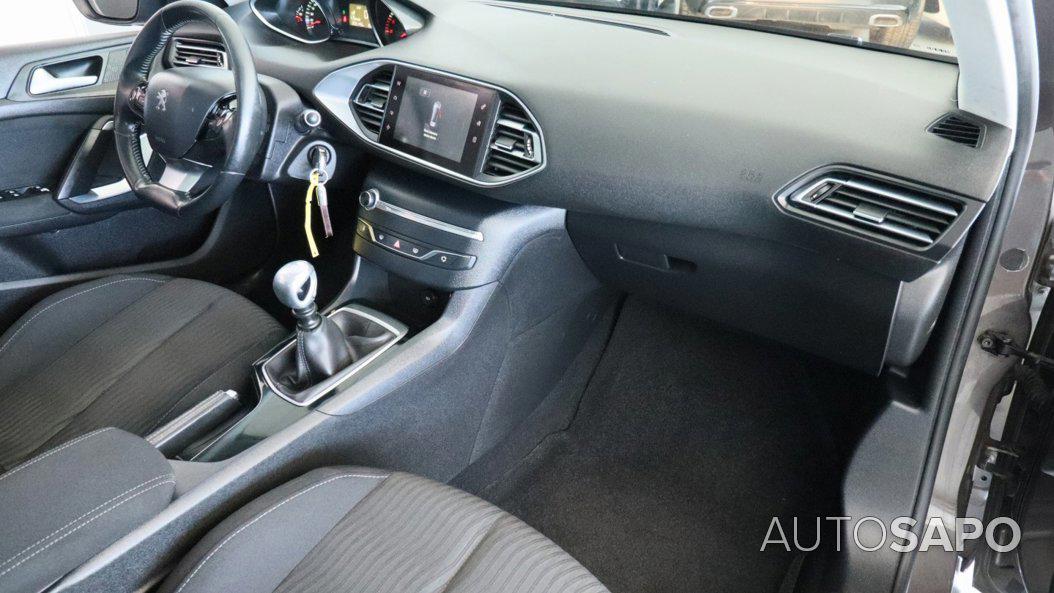 Peugeot 308 de 2014