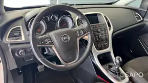 Opel Astra de 2012