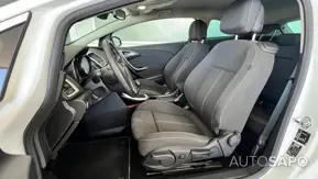Opel Astra de 2012