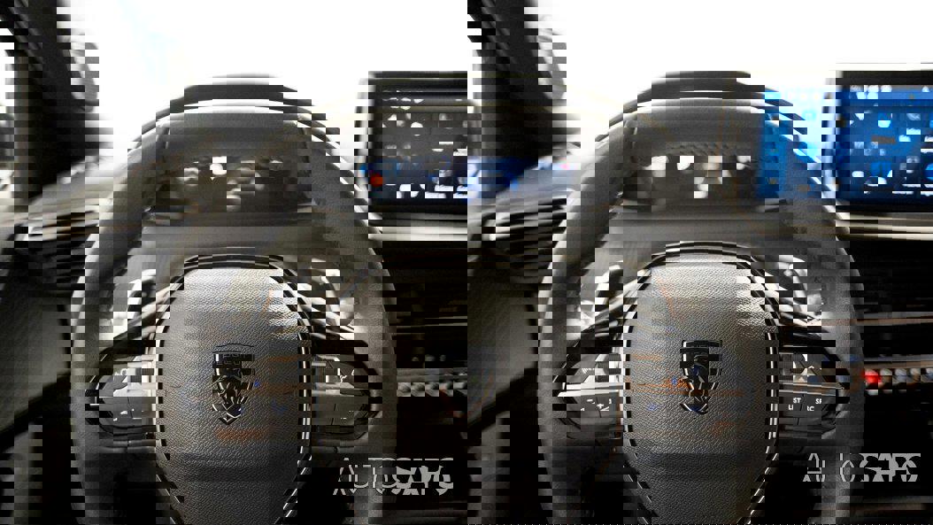 Peugeot 2008 1.2 PureTech Allure Pack EAT8 de 2024
