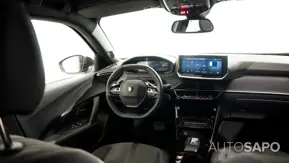 Peugeot 2008 1.2 PureTech Allure Pack EAT8 de 2024