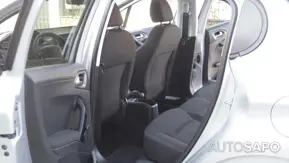 Peugeot 208 de 2016