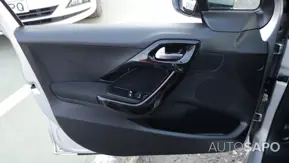 Peugeot 208 de 2016