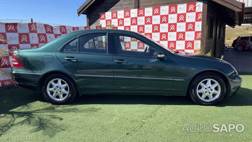 Mercedes-Benz Classe C 220 CDi Elegance Aut. de 2001